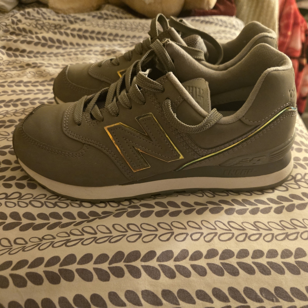 New Balance Gray Sneakers
